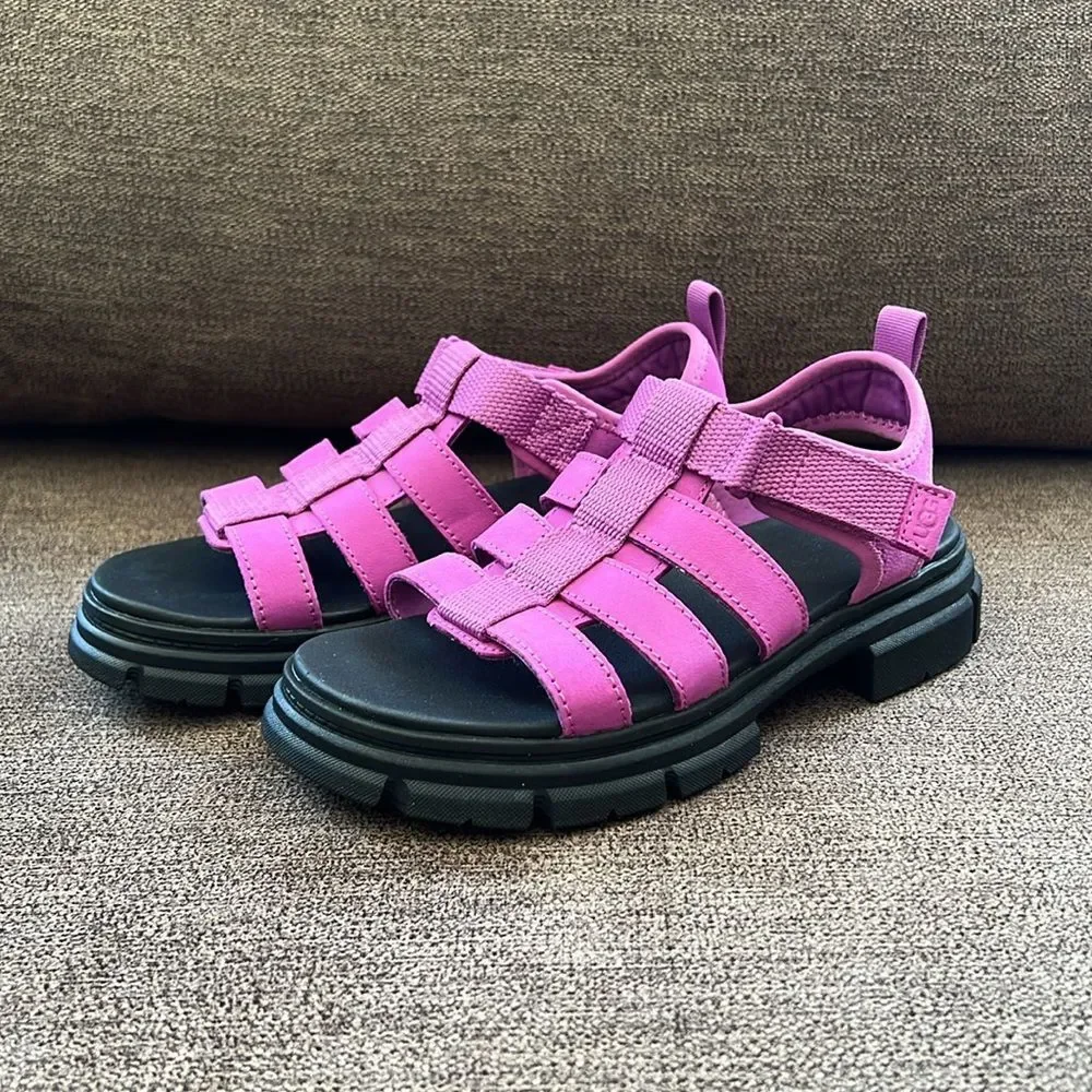 New UGG Ashton Multistrap Chunky Sandals Girls Size 2 (Youth) in Pink